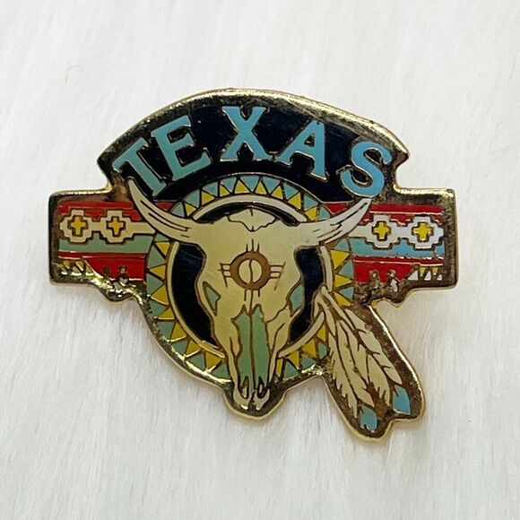 Vintage Jewelry - 🔮 5/$25 Vintage Texas‎ Cow Skull Pin